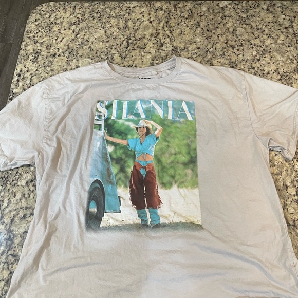 Shania Graphic Tee - Cream - Picture 1 of 4